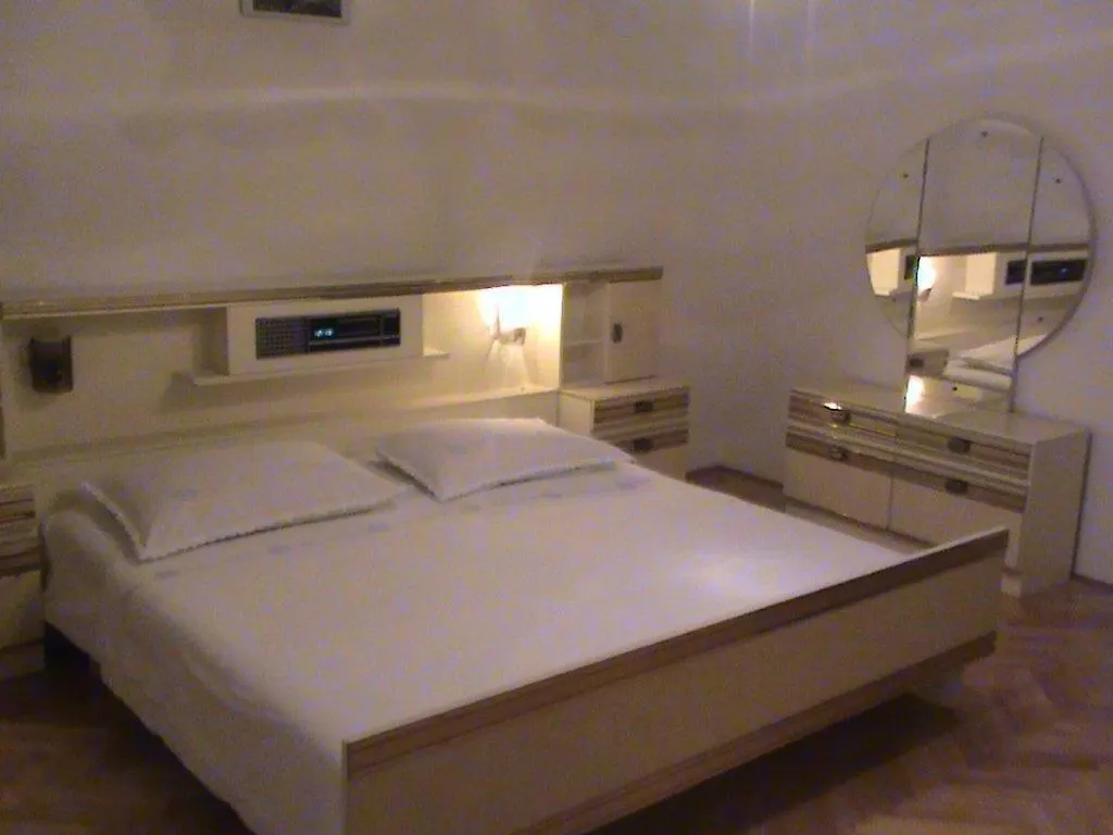 Apartment Ivy 트로기르